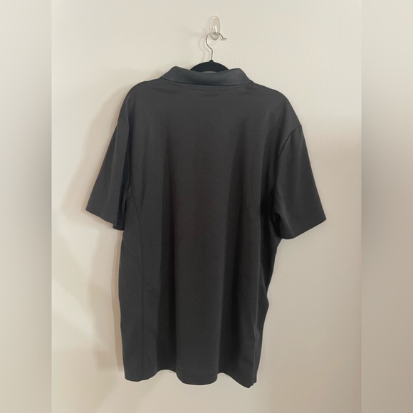 Grey men’s golf shirt - Picture 2 of 4